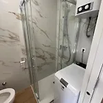 Green Oasis For Two, 30 Meters From Sea Apartman Zára